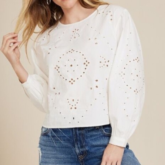 Maurice’s Eyelet Long Sleeve crop Blouse - Picture 1 of 6